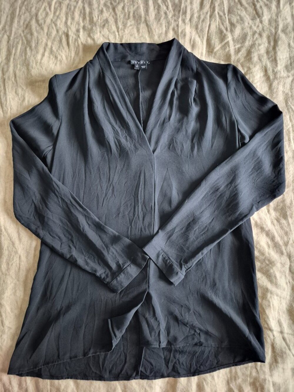 Theory women's V-neck long sleeve Black Blouse size XS - Picture 4 of 10